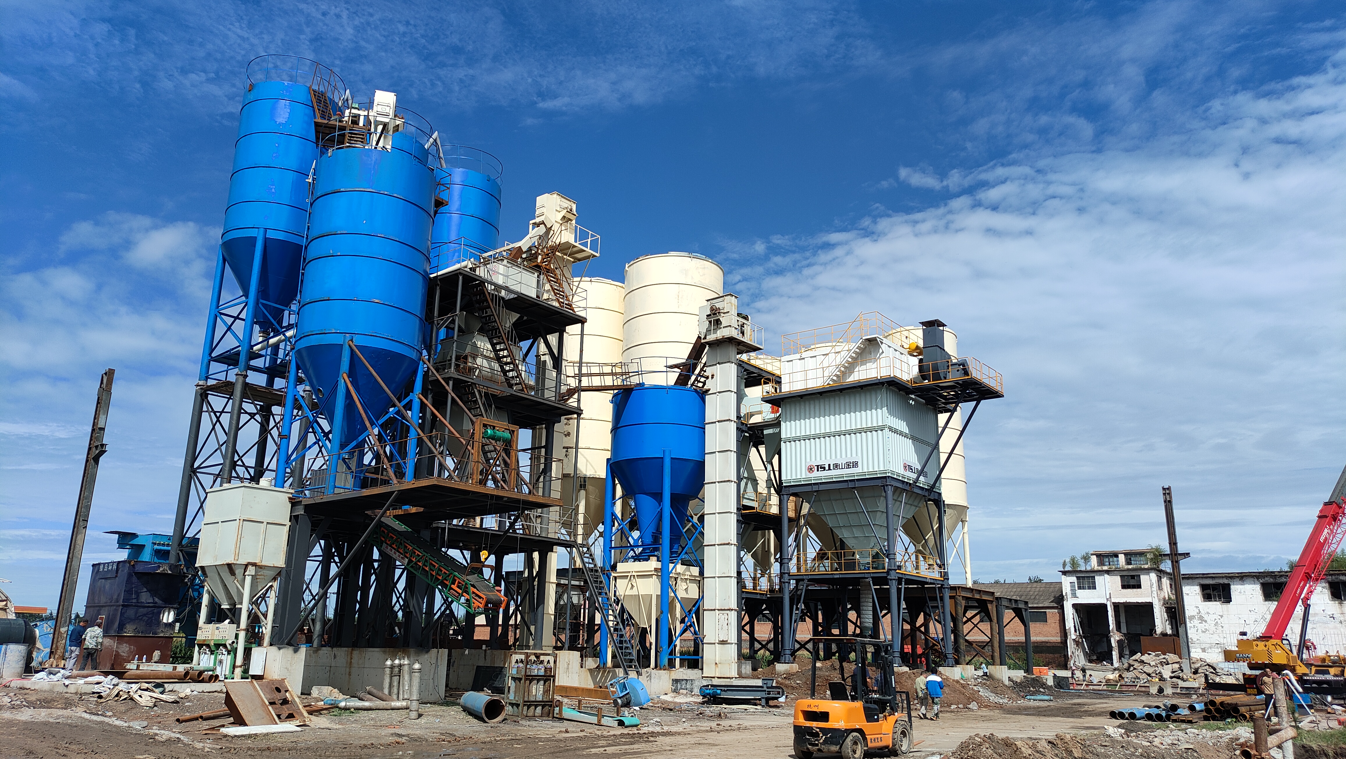 唐山金路制砂樓：智能引領(lǐng)，生產(chǎn)無憂